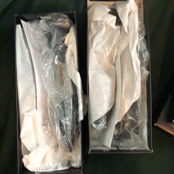 Naturalized suede black flat 7.5 m & 8 narrow - Picture 8 of 8